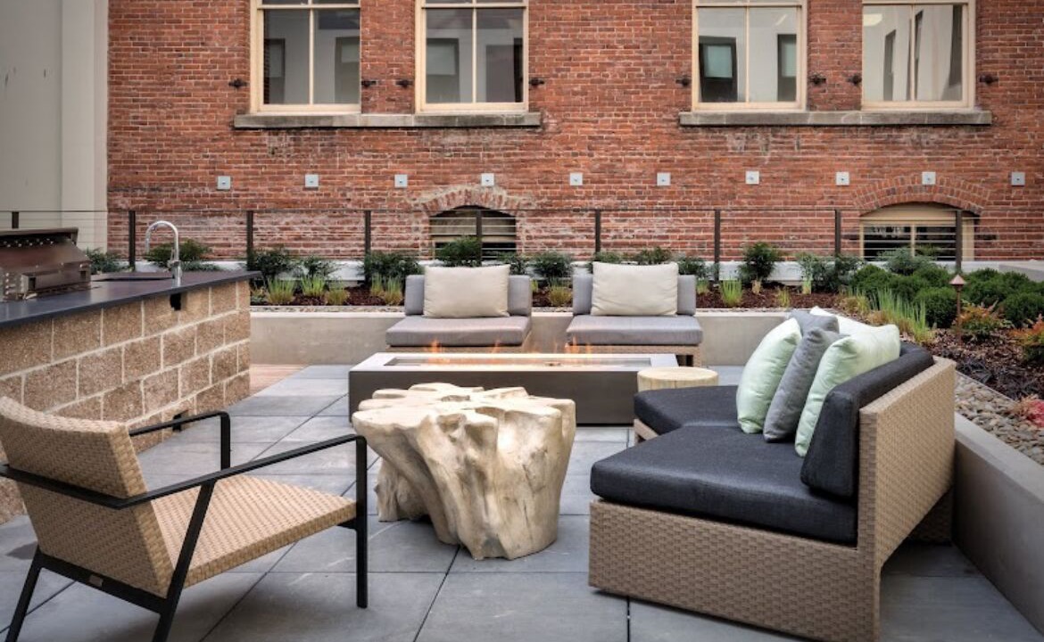 Photo of Patio Balcony in Old Town Chinatown