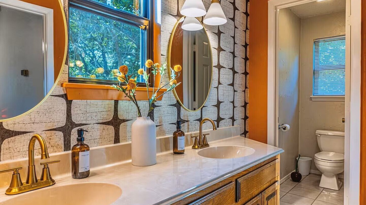 Photo of Bathroom in Flower Mound