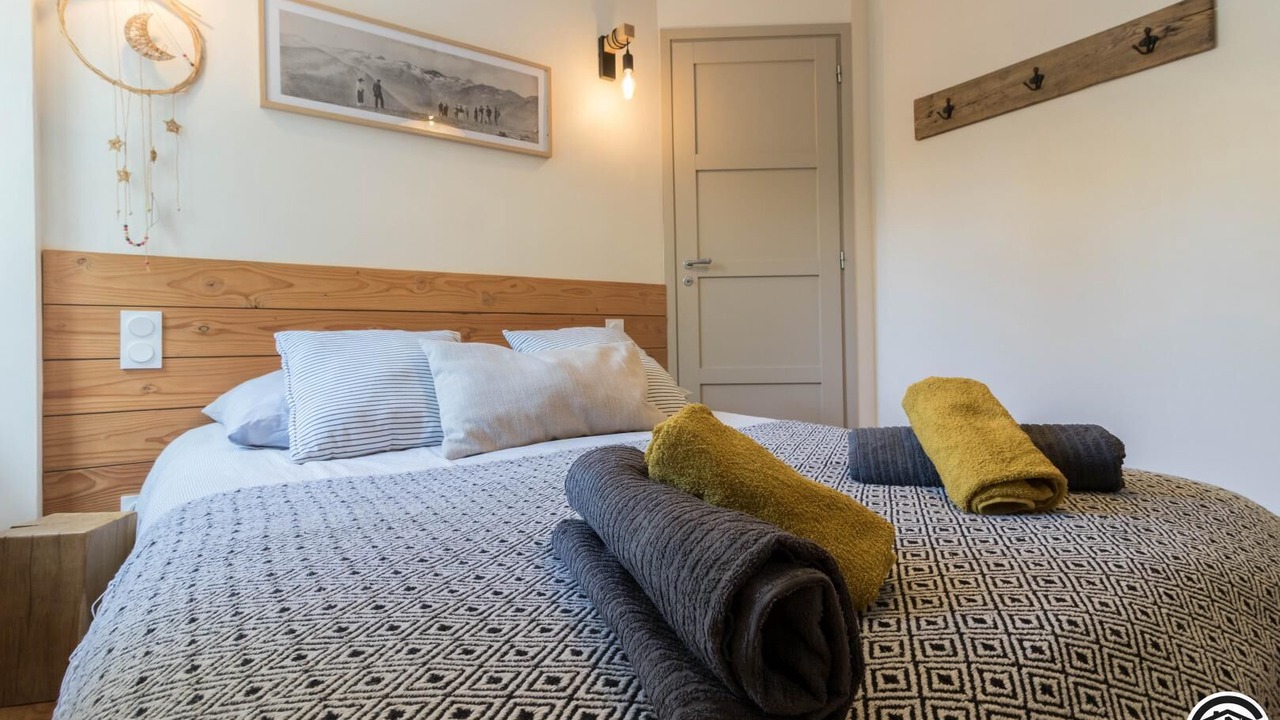 Photo of Bedroom in Saint-Aventin