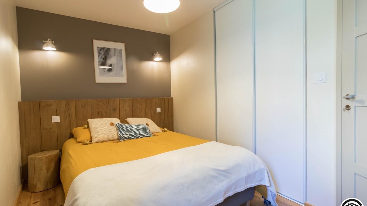 Photo of Bedroom in Saint-Aventin