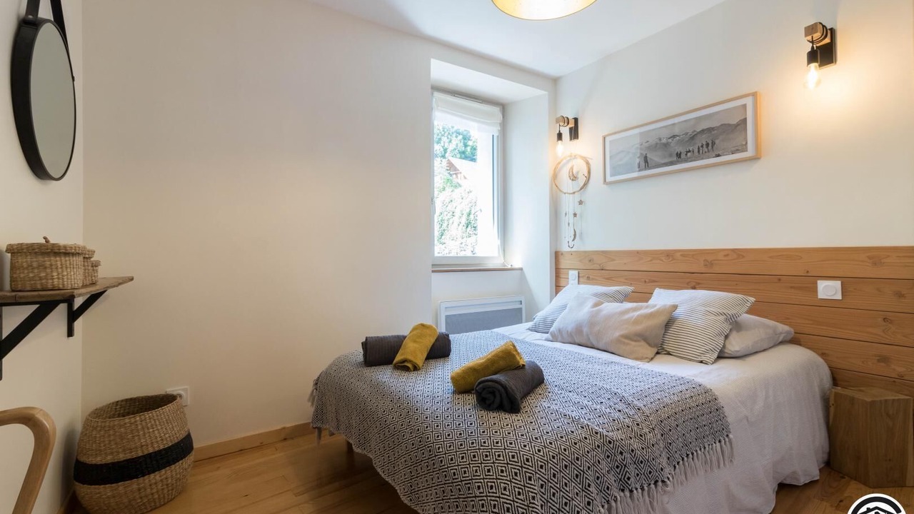 Photo of Bedroom in Saint-Aventin