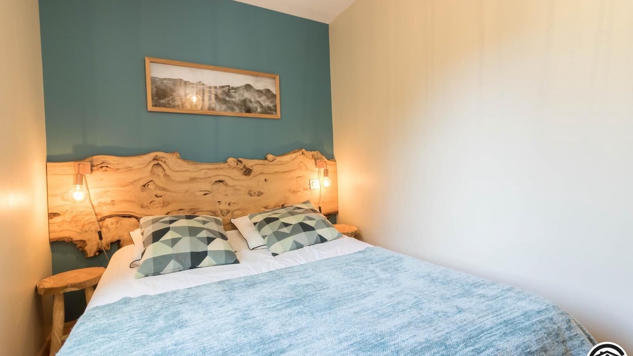 Photo of Bedroom in Saint-Aventin