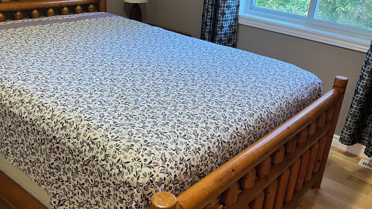 Photo of Bedroom in Burk's Falls