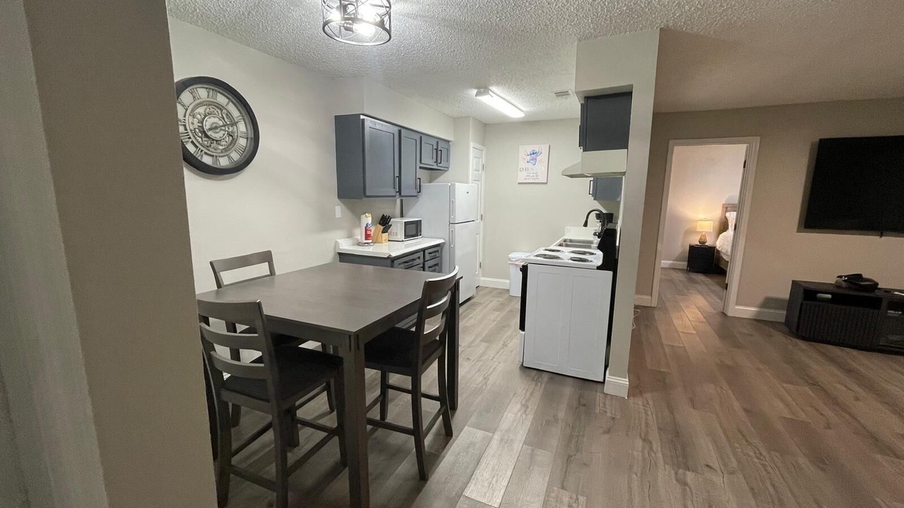 Photo of Kitchen in Oaks Historic District