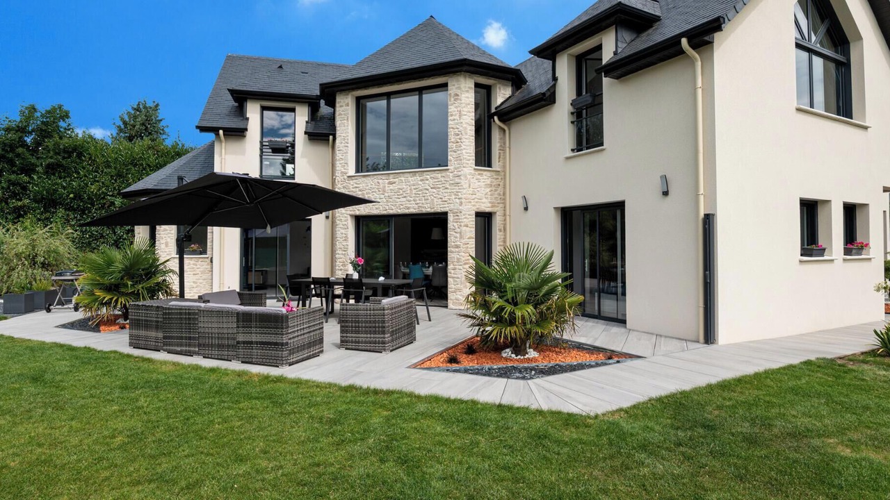 Photo of Others in Equemauville