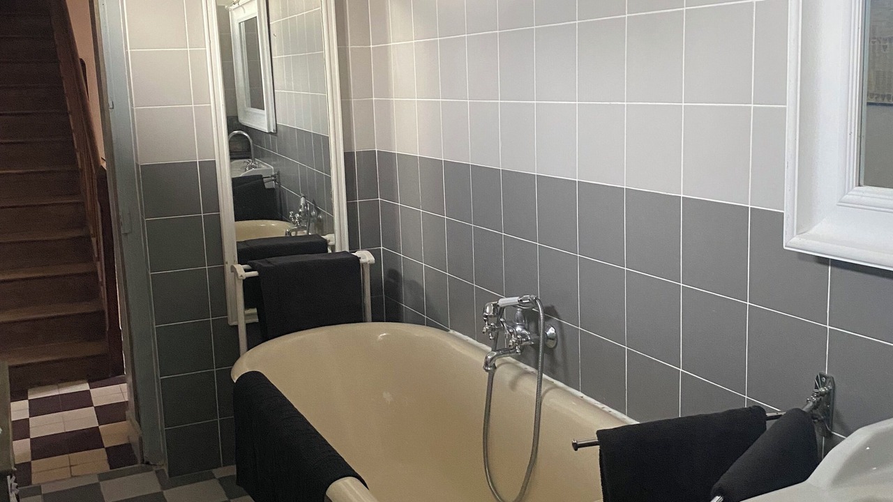 Photo of Bathroom in Rueil-la-Gadeliere