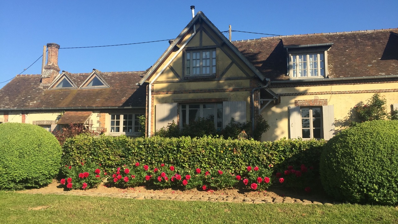 Photo of Outdoor in Rueil-la-Gadeliere