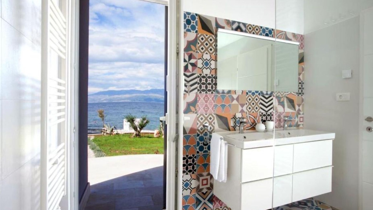 Photo of Bathroom in Cove Makarac (Milna)