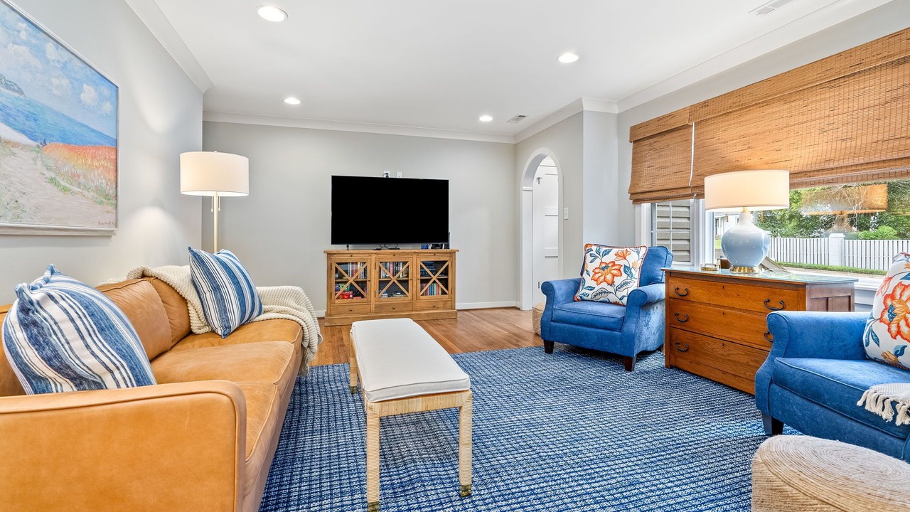 Photo of Livingroom in Auburn