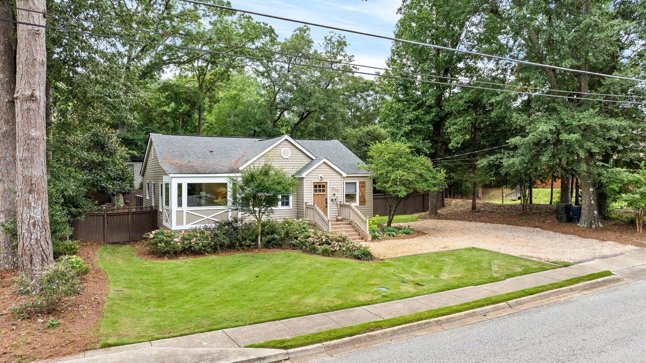 Photo of Outdoor in Auburn