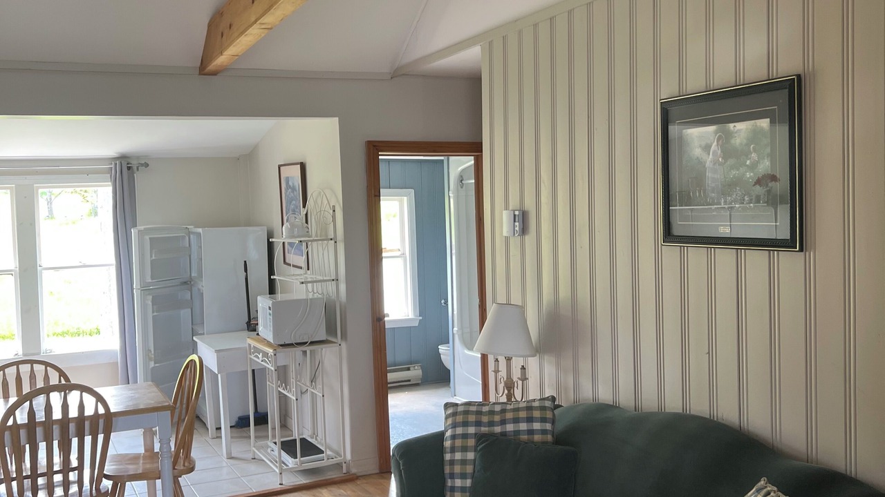 Photo of Livingroom in Smiths Cove