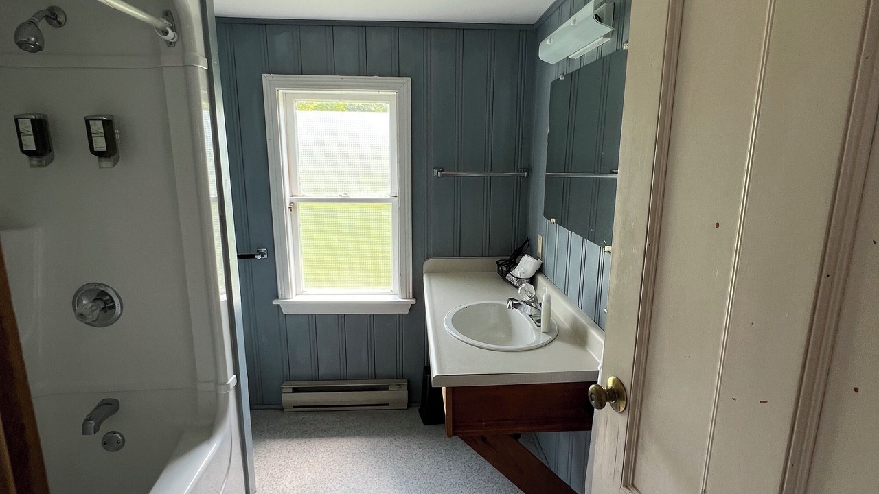 Photo of Bathroom in Smiths Cove