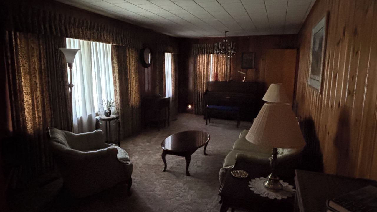Photo of Bedroom in Albertville