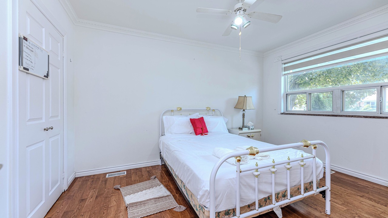 Photo of Bedroom in Northeast Mississauga