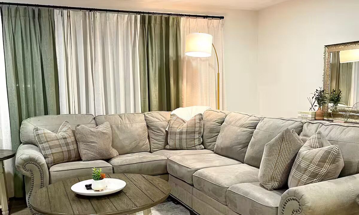 Photo of Livingroom in Rochester