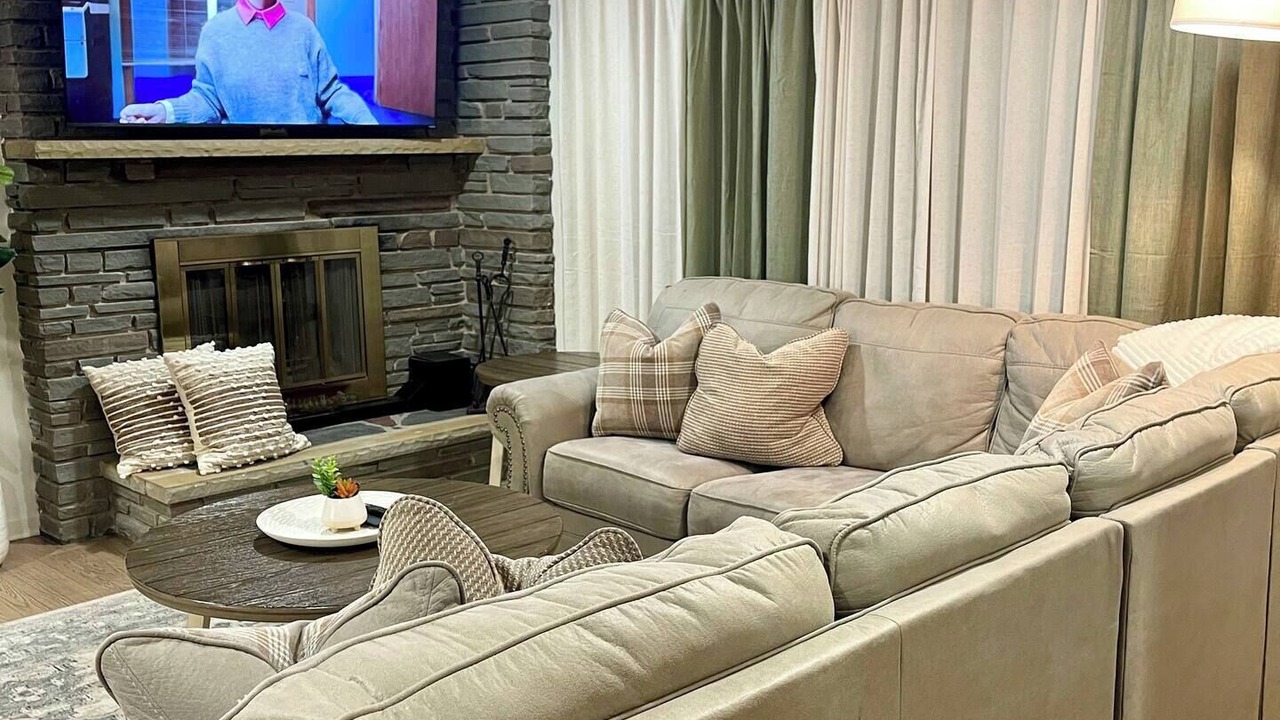 Photo of Livingroom in Rochester