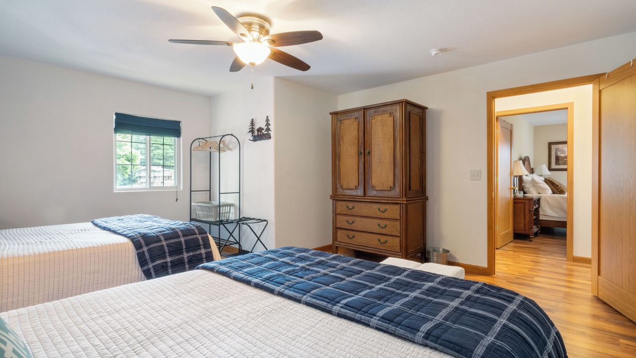 Photo of Bedroom in Lake of the Ozarks