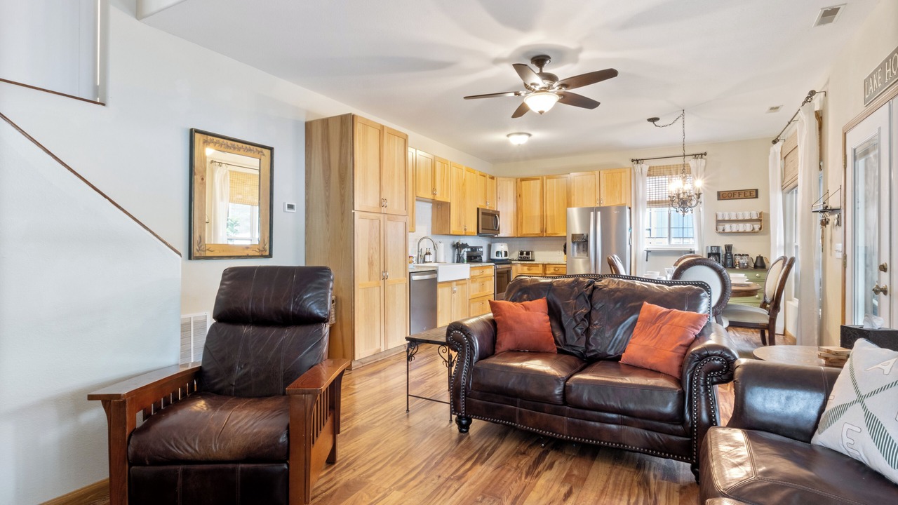 Photo of Livingroom in Lake of the Ozarks