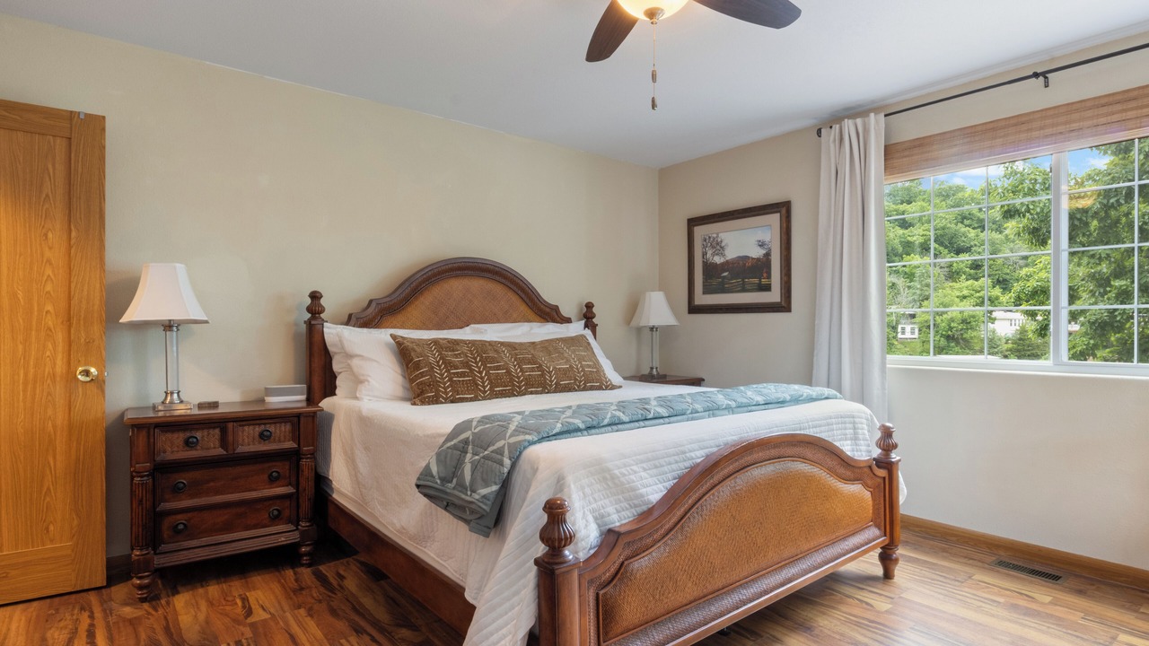 Photo of Bedroom in Lake of the Ozarks