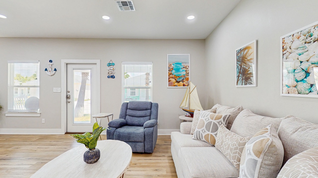 Photo of Livingroom in Fulton