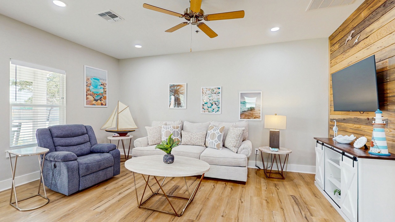 Photo of Livingroom in Fulton