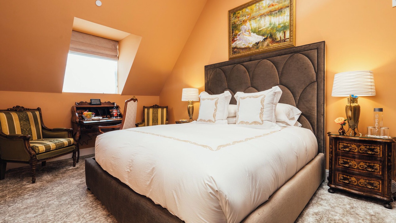 Photo of Bedroom in Lower Pacific Heights