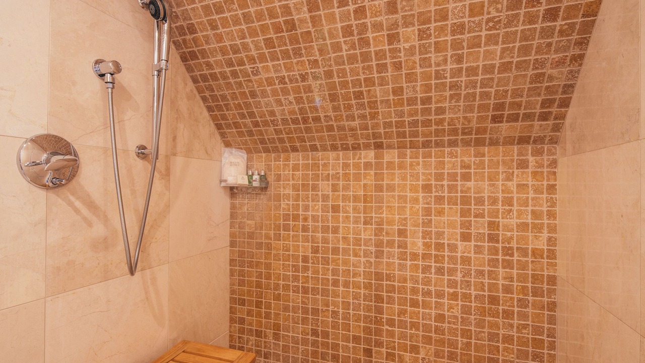 Photo of Bathroom in Lower Pacific Heights