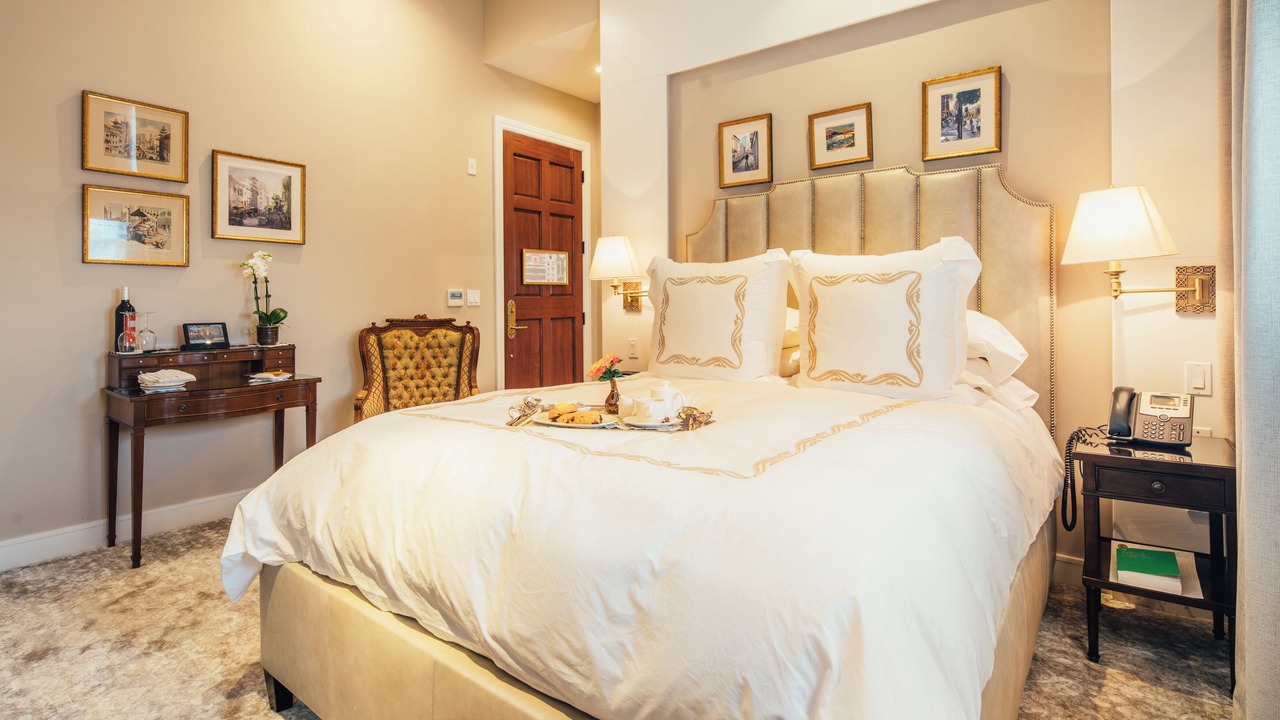 Photo of Bedroom in Lower Pacific Heights