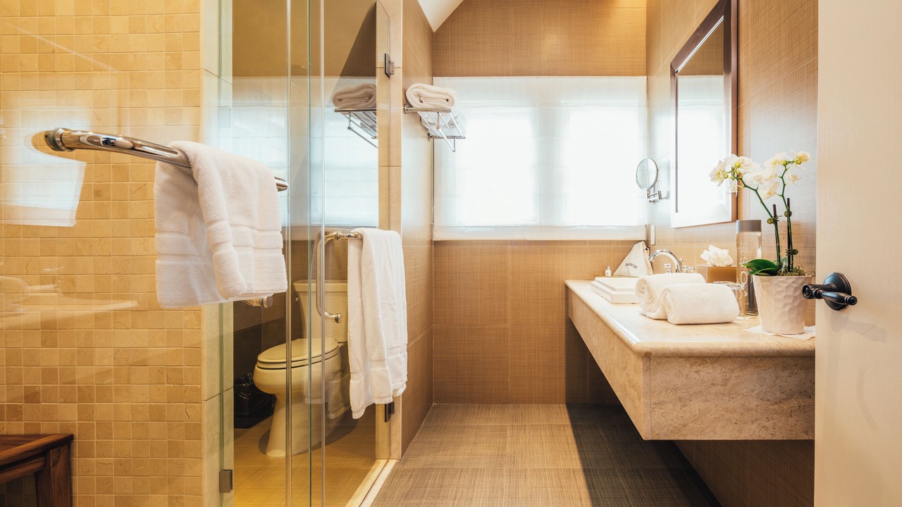 Photo of Bathroom in Lower Pacific Heights