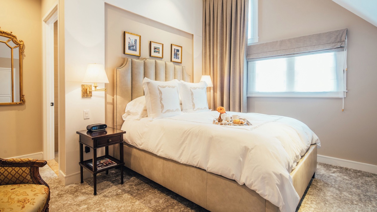 Photo of Bedroom in Lower Pacific Heights