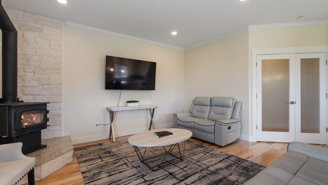 Photo of Livingroom in Carver