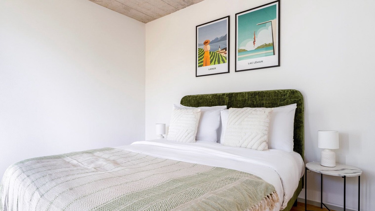 Photo of Bedroom in Center