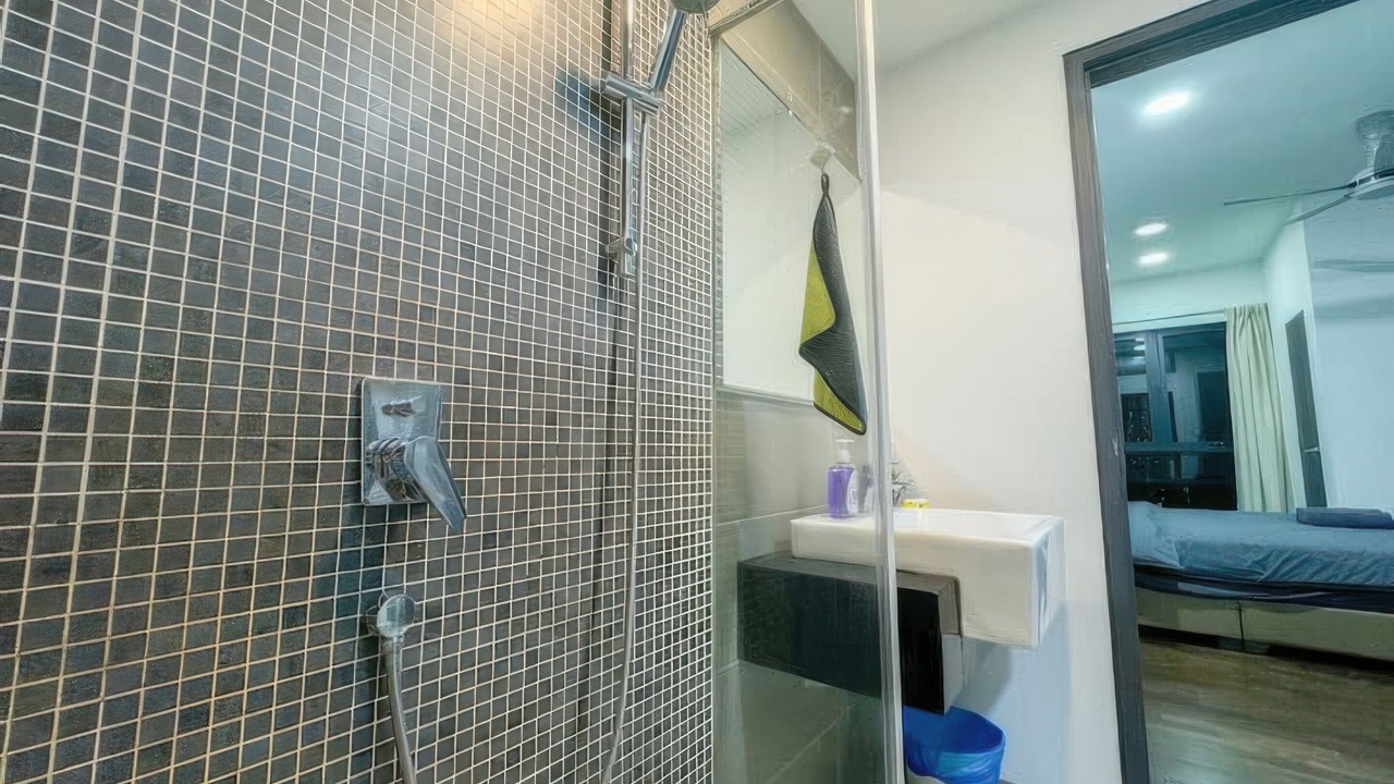 Photo of Bathroom in Maluri