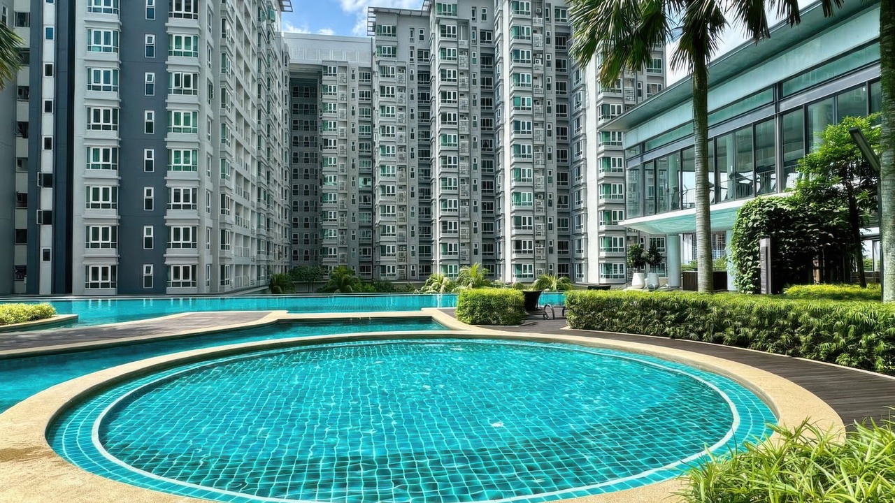 Photo of Outdoor in Maluri