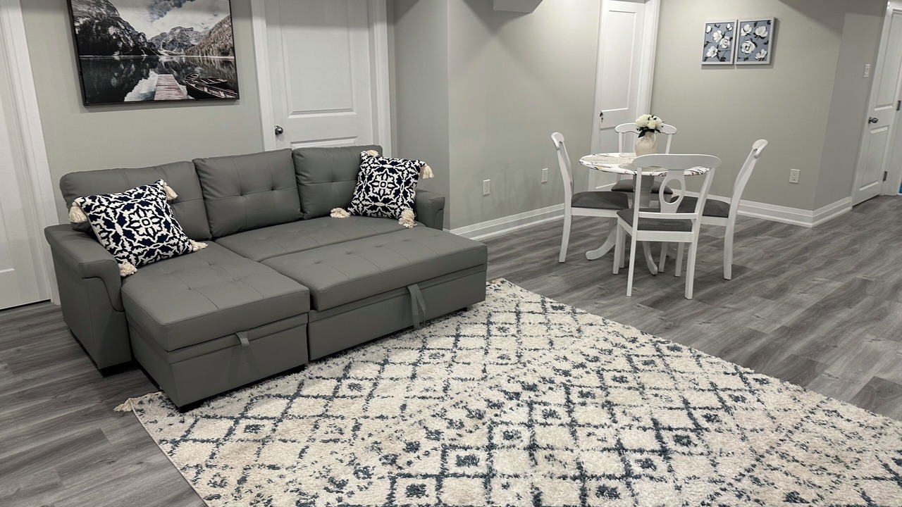 Photo of Livingroom in Bowmanville