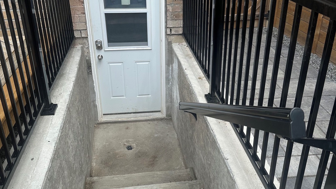 Photo of Outdoor in Bowmanville