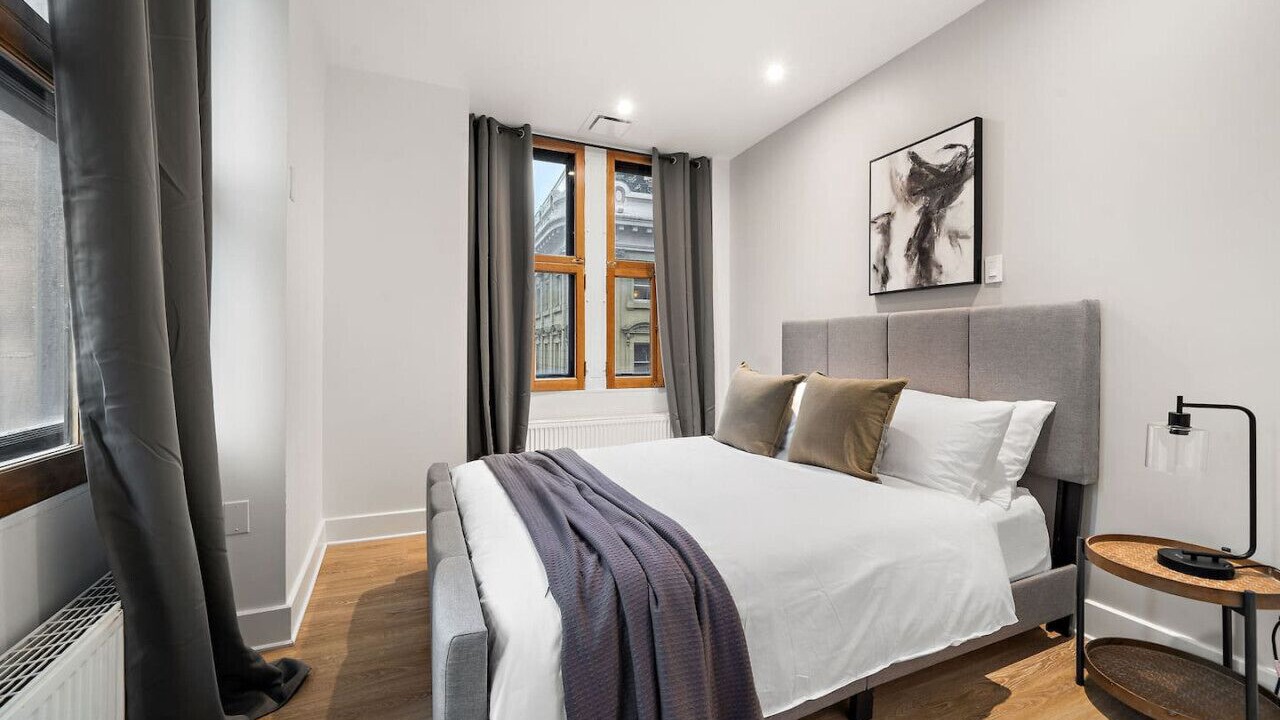 Photo of Bedroom in Old Montreal