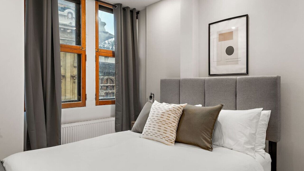 Photo of Bedroom in Old Montreal