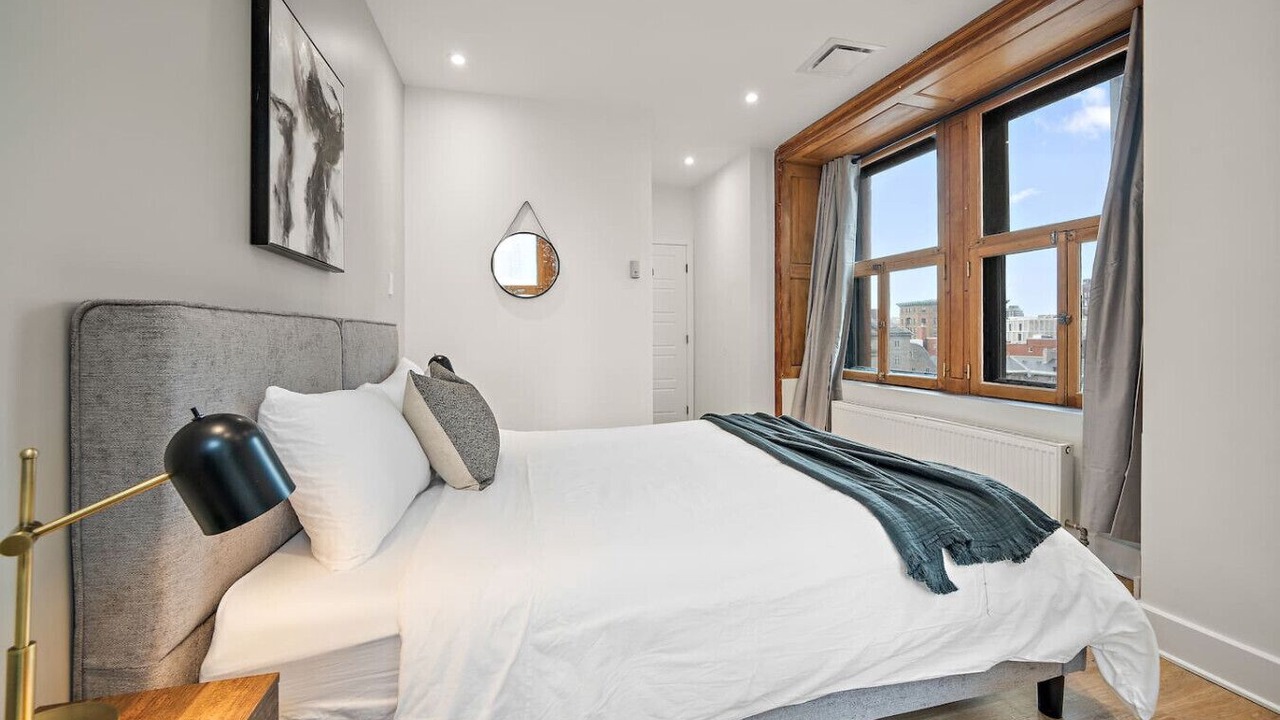 Photo of Bedroom in Old Montreal