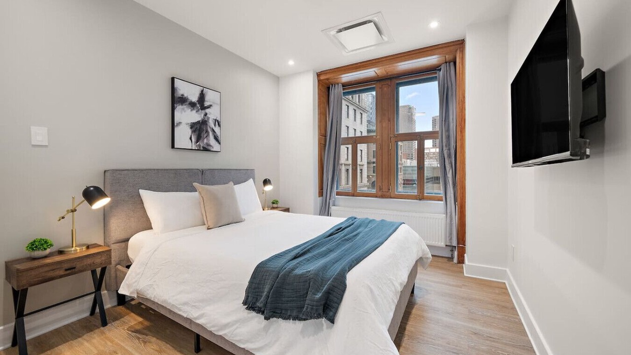 Photo of Bedroom in Old Montreal