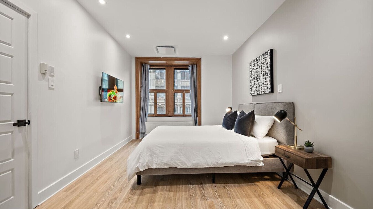 Photo of Bedroom in Old Montreal