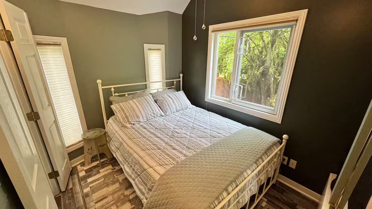 Photo of Bedroom in Arlington