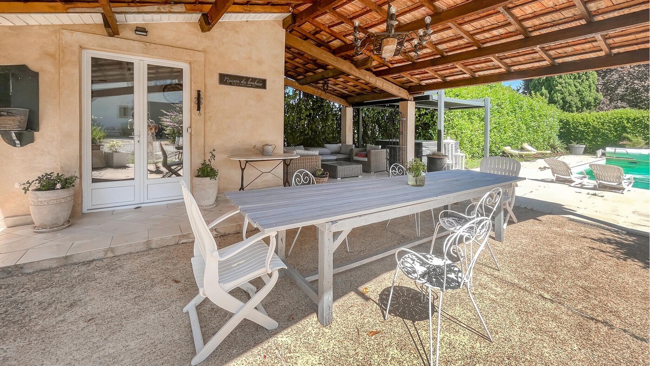 Photo of Others in Connaux