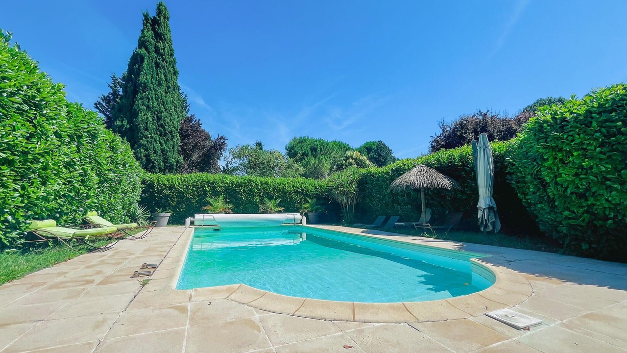 Photo of Outdoor in Connaux