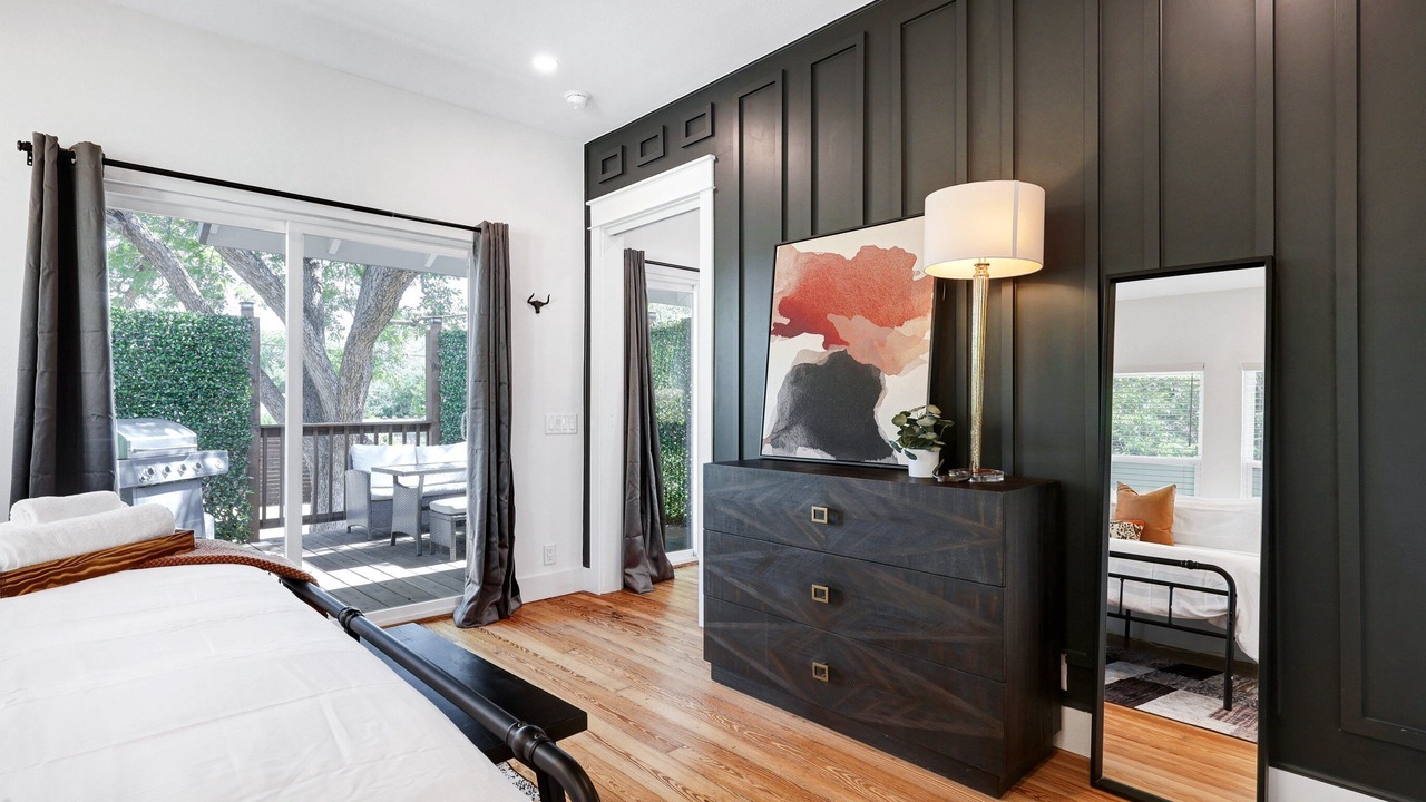 Photo of Bedroom in Highland Park