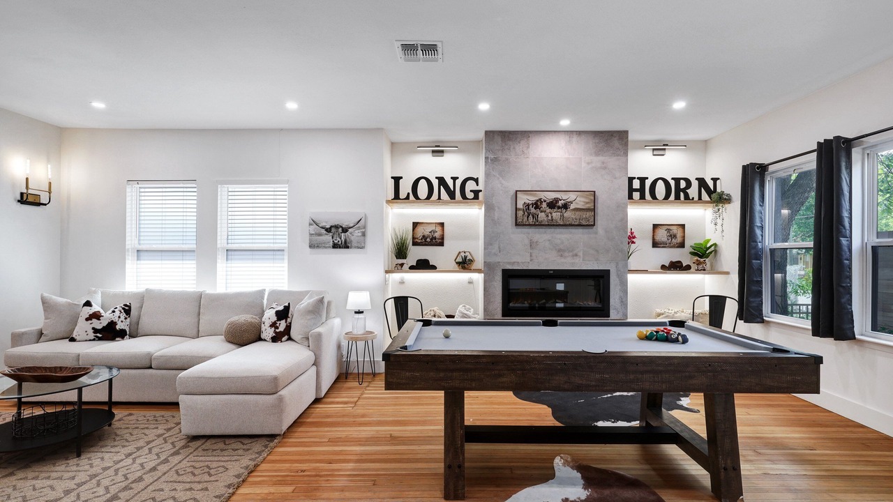 Photo of Livingroom in Highland Park