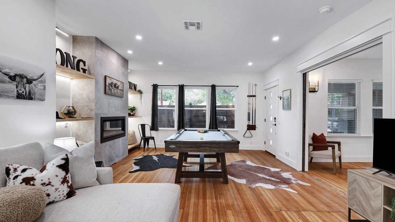 Photo of Livingroom in Highland Park
