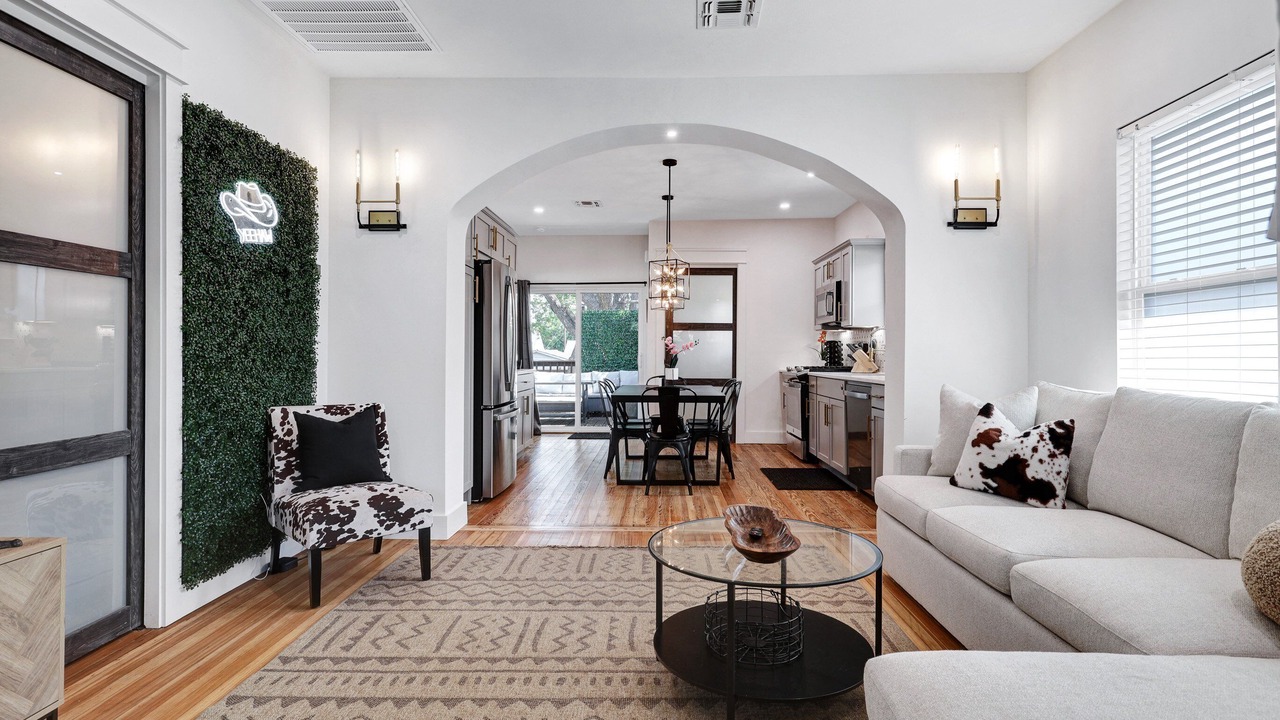 Photo of Livingroom in Highland Park