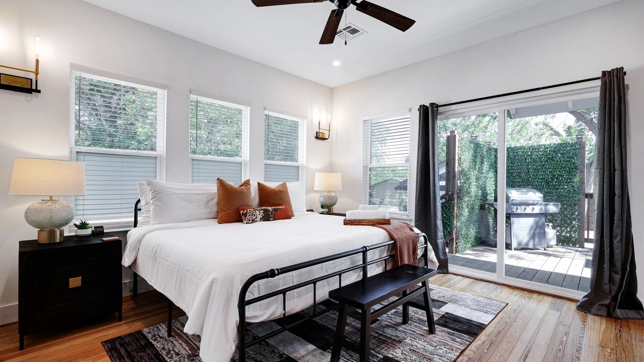 Photo of Bedroom in Highland Park
