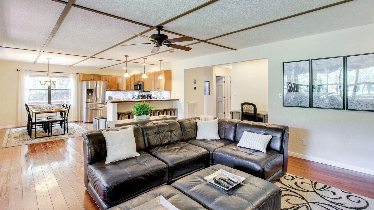 Photo of Livingroom in Whiteside